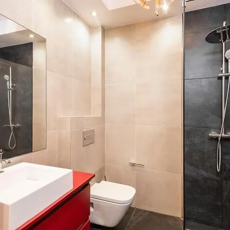 Beatas Espectacular Nueva Vivienda En Centro Historico Sinese Design Homes Apartment *