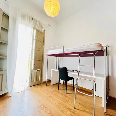 Apartment Beatas Espectacular Nueva Vivienda En Centro Historico Sinese Design Homes Malaga
